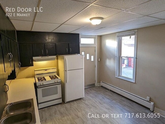 Photo - 622 E Market-