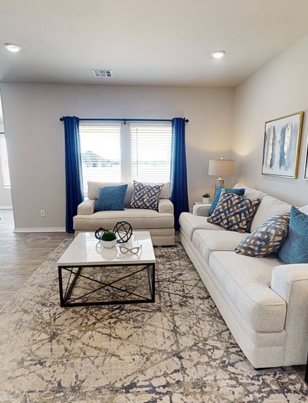 Photo - 2717 Phelps Dr