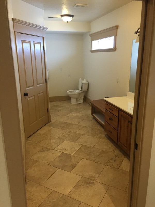 Photo - 450 S 820 E