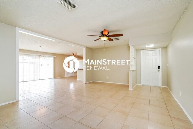 Photo - 3 Bedroom Pet-Friendly Home in Cape Coral, FL with Main Street Renewal