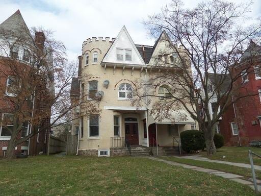 Exterior - 929 West Main Street Unidad Third Floor