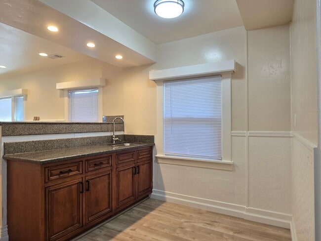 Photo - 450 S Shoreline Blvd Unidad A