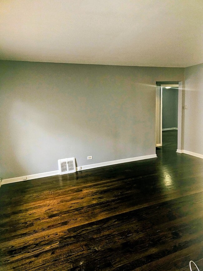 Photo - 7632 S Jeffery Blvd Unit 1