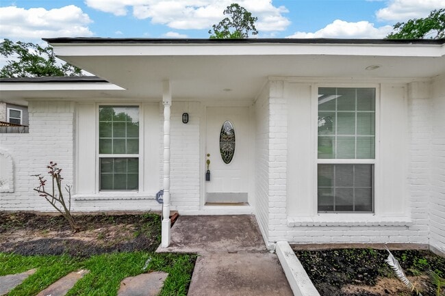 Photo - 6311 Tall Willow Dr