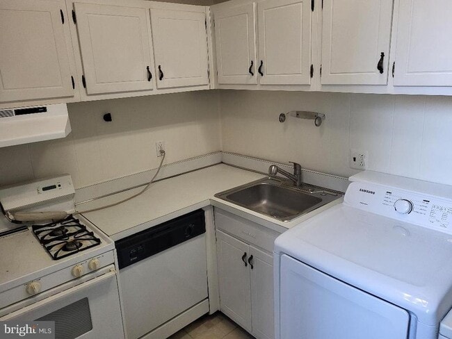 Photo - 2513 Aspen St Unit 1