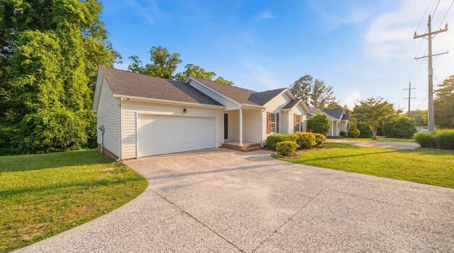Photo - 3 bedroom East Brainerd Home!