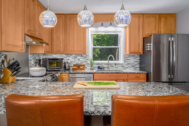 Photo - 1003 Wave Rd