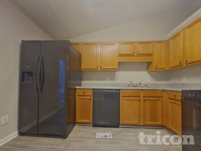 Photo - 45 Cedars Glen Way