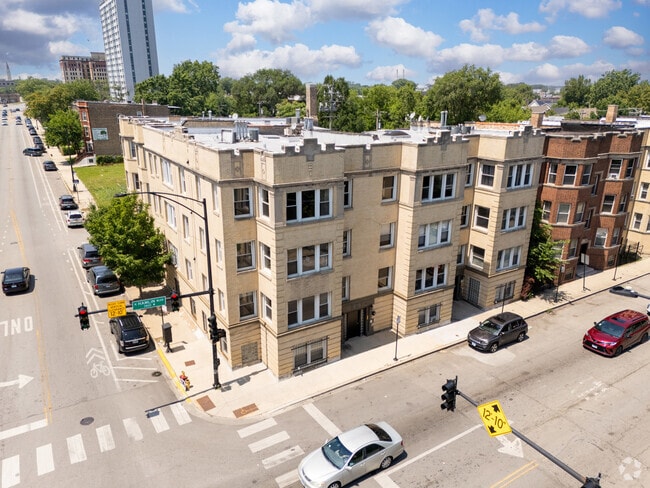 Building Photo - 102 N Hamlin Ave Unit C3 Rental