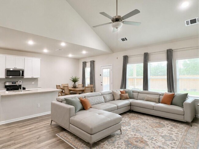1600 Longhorn Ranch Dr