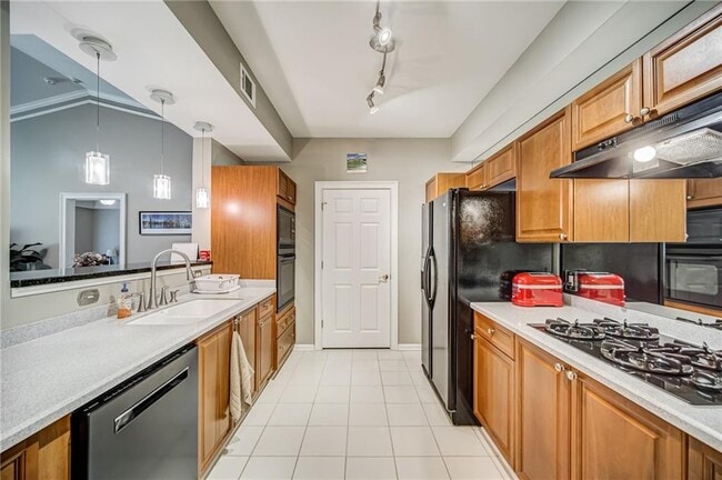 Photo - 3275 Lenox Rd NE