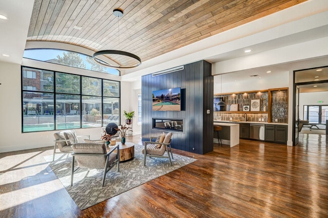 Photo - Cierra Crest