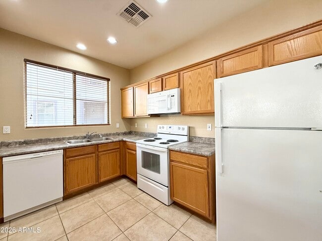 Photo - 1330 S Aaron