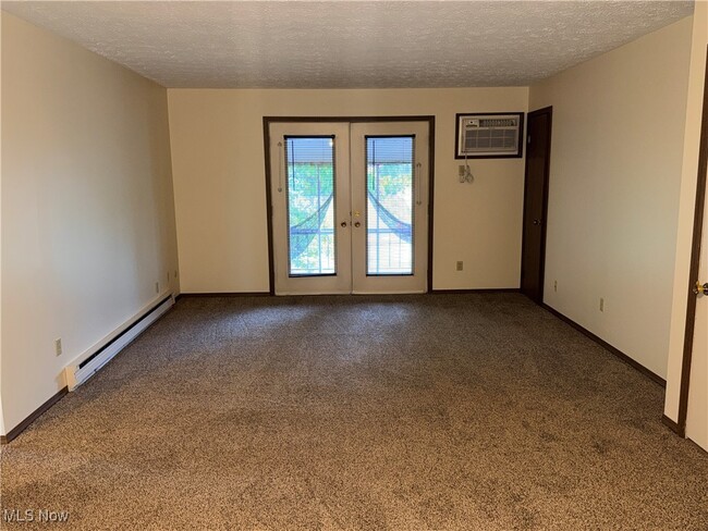 Photo - 46 Carter Cir Unit 3