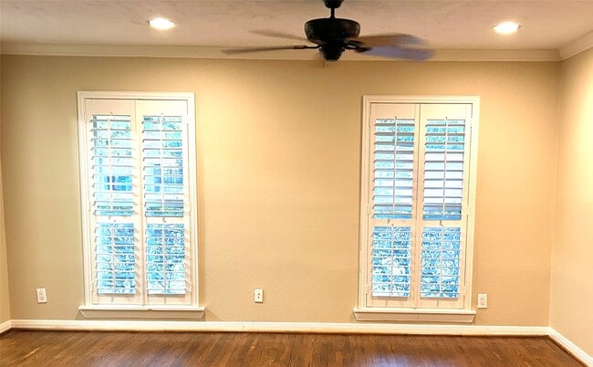 Photo - 5022 Darnell St