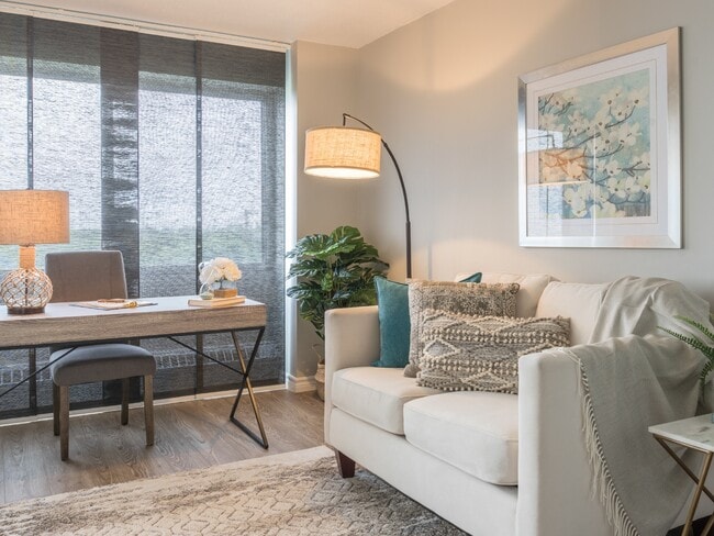 Photo - Ogilvie on the Park