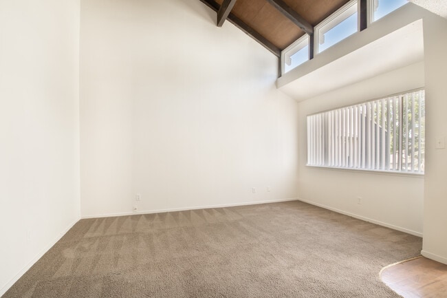 Photo - Eastgate Terrace Apartments