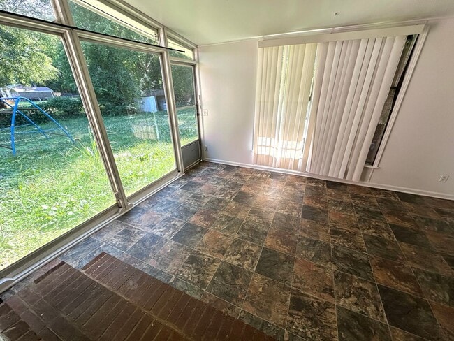 Photo - 3 Bedrooms, 2 Bathrooms - House in Armuchee!