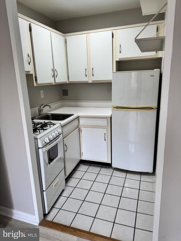 Photo - 6641 Wakefield Dr Unit 204