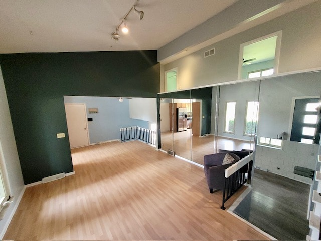 Photo - 818 Eastchester Dr Casa