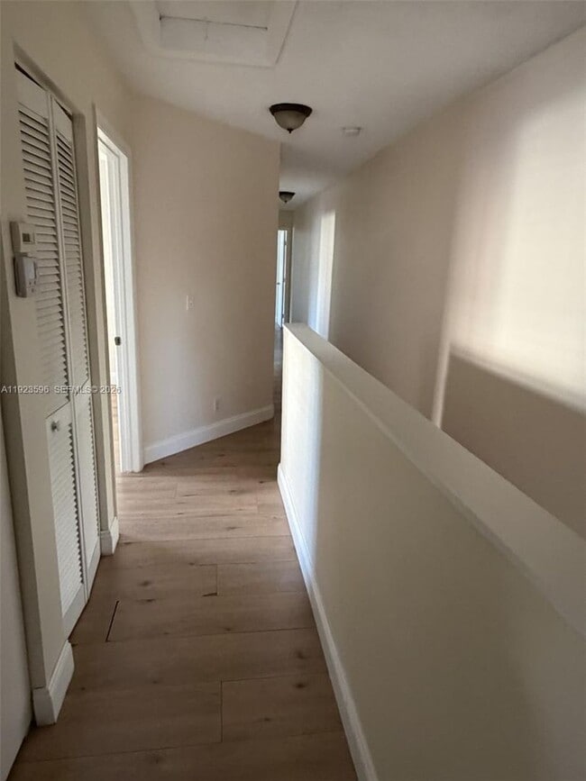 Photo - 2070 Madeira Dr