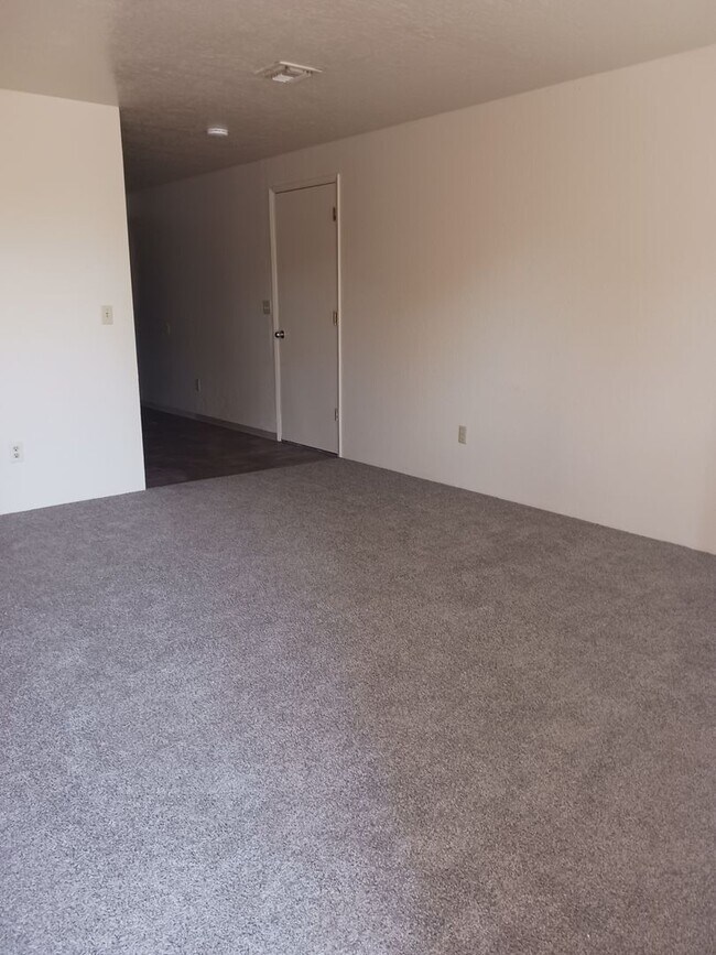 Charming Duplex House House Rental in Grants Pass, OR