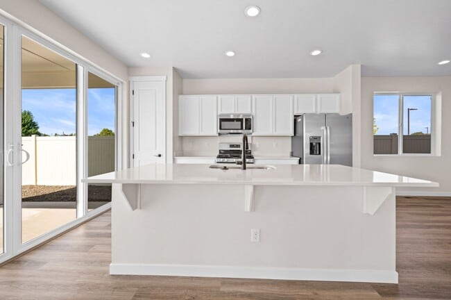 Photo - Newer home in Caldwell!