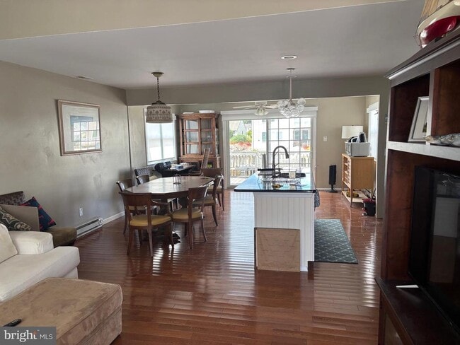 Photo - 156 Rodman Dr