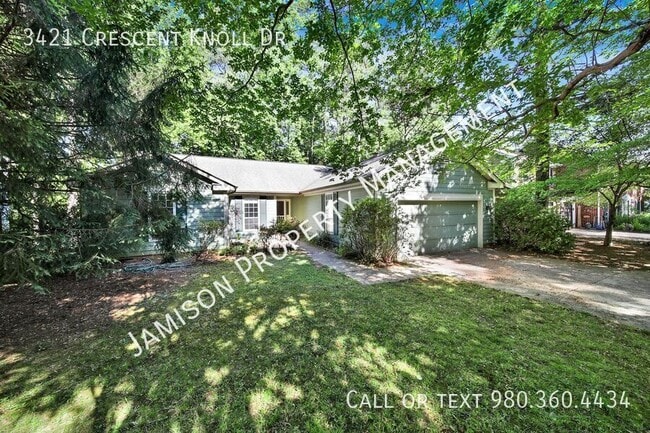 Building Photo - 3421 Crescent Knoll Dr