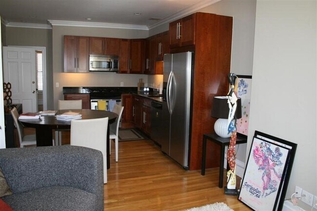 Photo - 75 Rutland St Unit 3