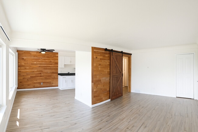 Photo - Ava Dearborn Heights