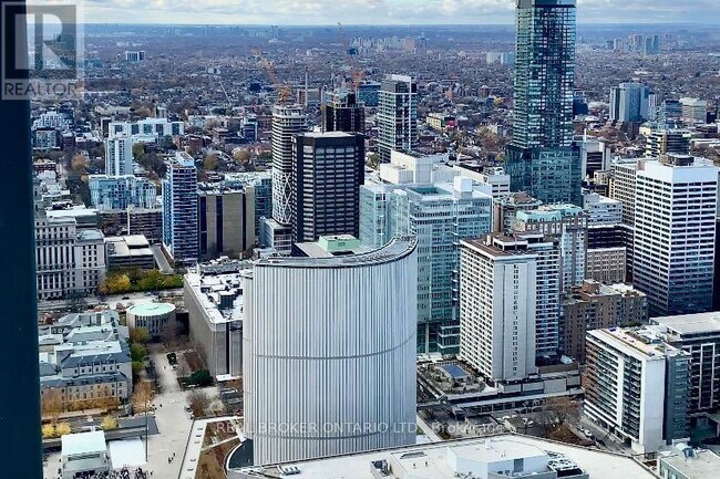 Photo - 197 Yonge St Unit 5902