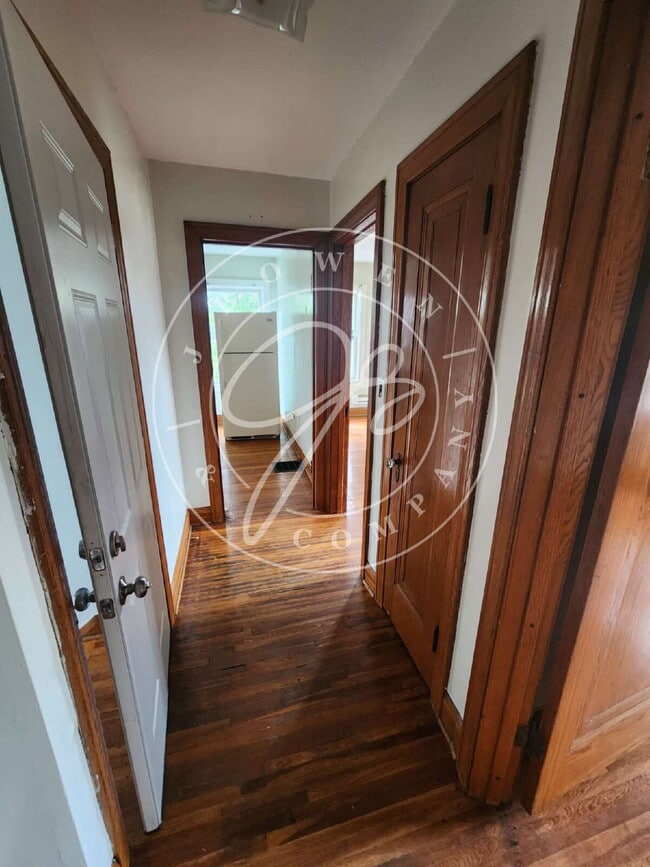 Photo - Spacious 2 bed (no living room/spacious be... Unidad #C