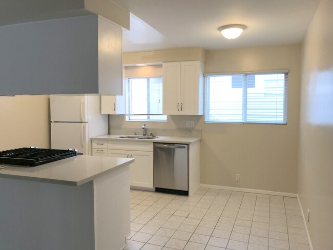 Photo - 1126 Cypress Ave Unidad 2