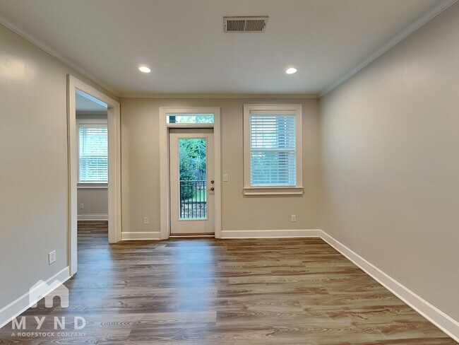 Photo - 1777 Temple Ave Casa Adosada