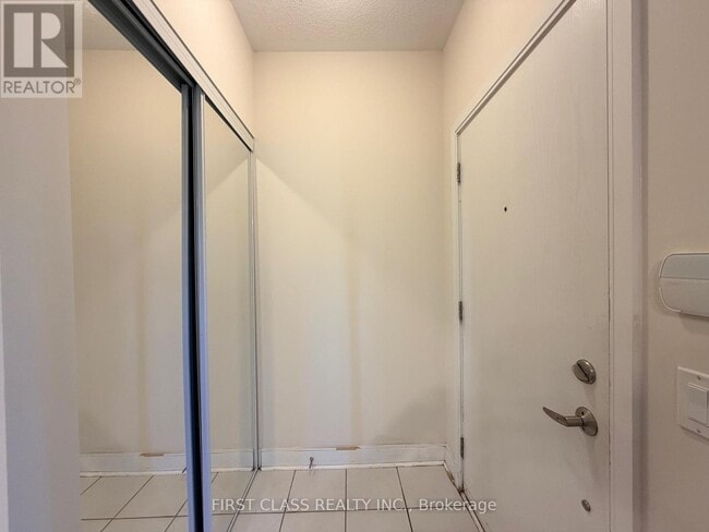 Photo - 315 Village Green Square