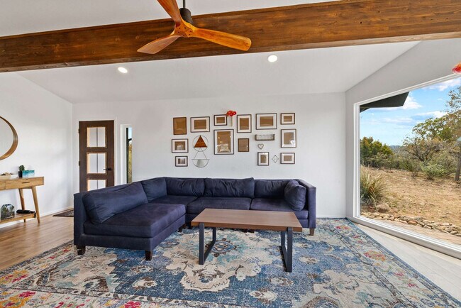 Photo - 828 Black Dr Unit ID1466127P