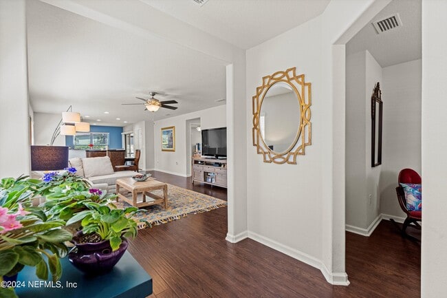 Photo - 31 Cypress Bay Dr