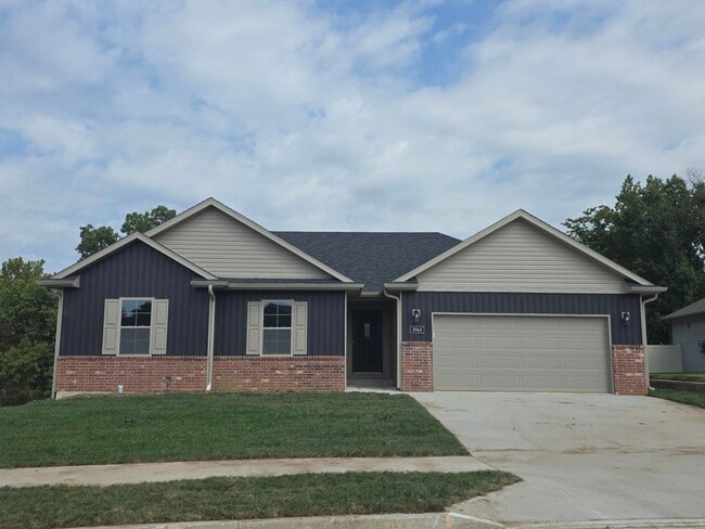 Building Photo - 3960 Clydesdale Dr Rental