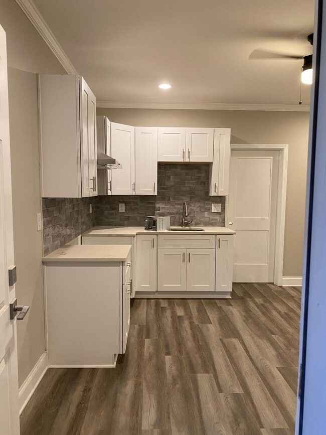 Photo - 1240 Biltmore Dr NE