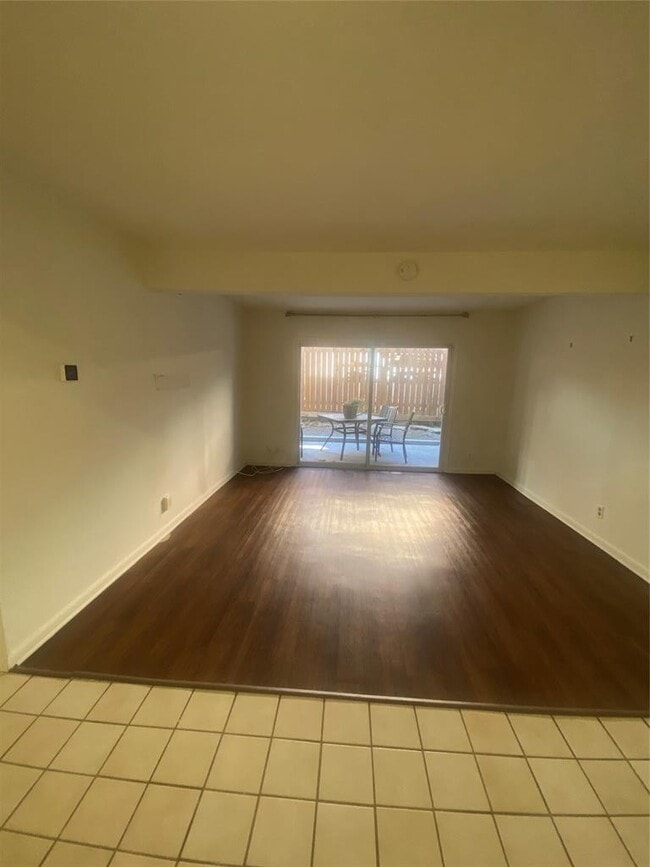 Photo - 2208 Enfield Rd Unit 10500