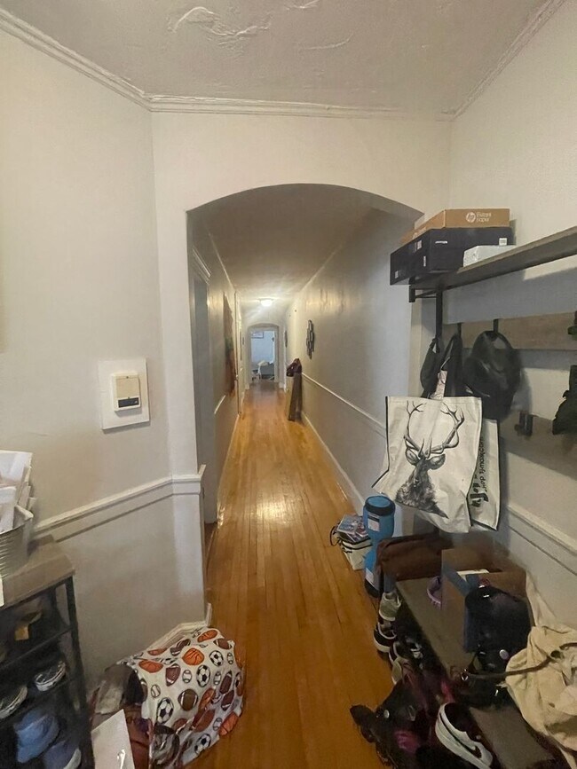 Photo - Brookline Village 4 bed 1 bath NO FEE Heat Hw inc Students ok Seconds to D line  NEW KITCHEN