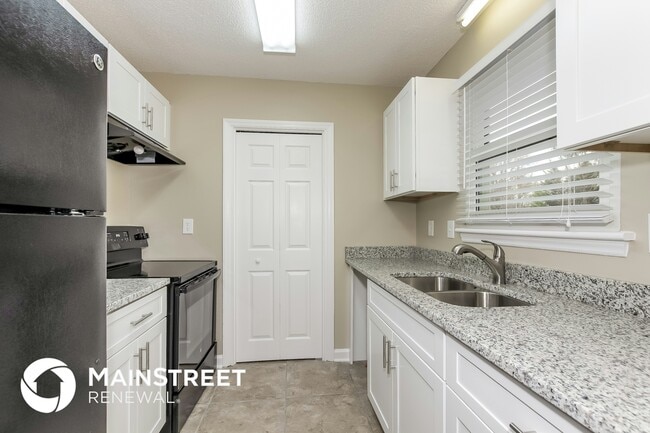 2133 Thornfield Rd
