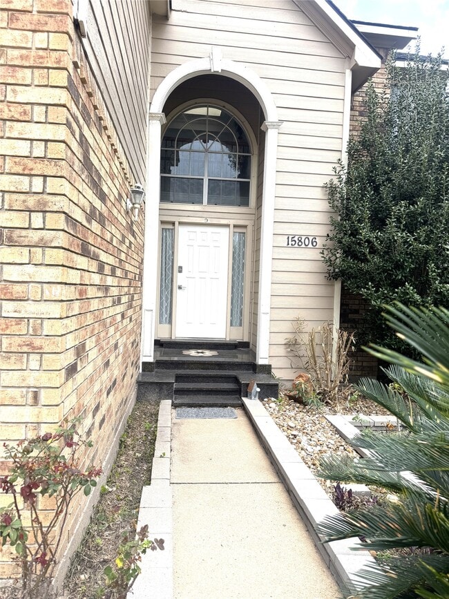 Photo - 15806 Oak Mountain Dr