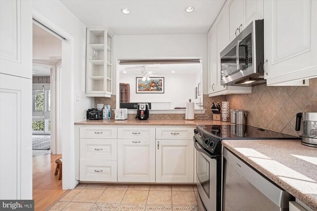 Photo - 10715 Kings Riding Way Unidad 301