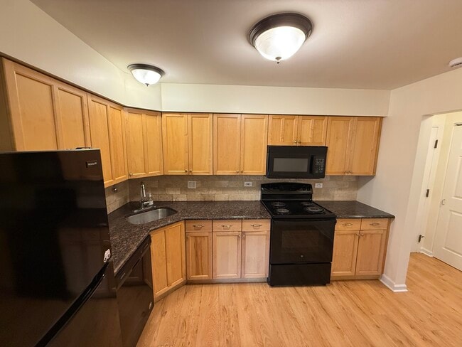 2600 Brookwood Way Dr Unit 103A