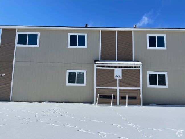 Building Photo - 6651 Provincial Dr Rental
