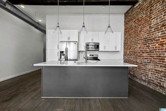 Photo - 2015 1st Ave N Unidad 3C Rental