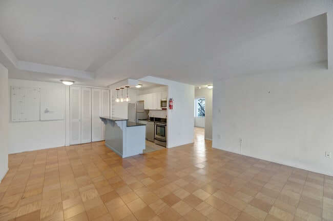 Photo - 1311 Delaware Ave SW Unidad S432