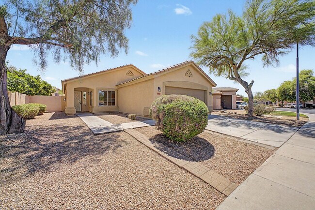 7043 W Phelps Rd
